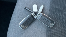 Nissan Qashqai 1.3 DiG-T MH N-Connecta 5dr Petrol Hatchback